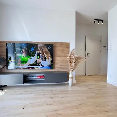 Apartament Z Aneksem I Ogrodkiem 60 M2 - Polwysep - Ar Apartment *